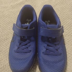 Under armour boys shoes